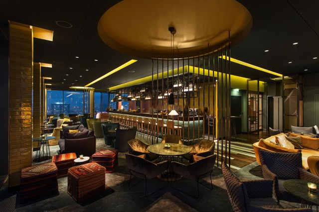 skybar-berlin-interior-view-totale-6-high